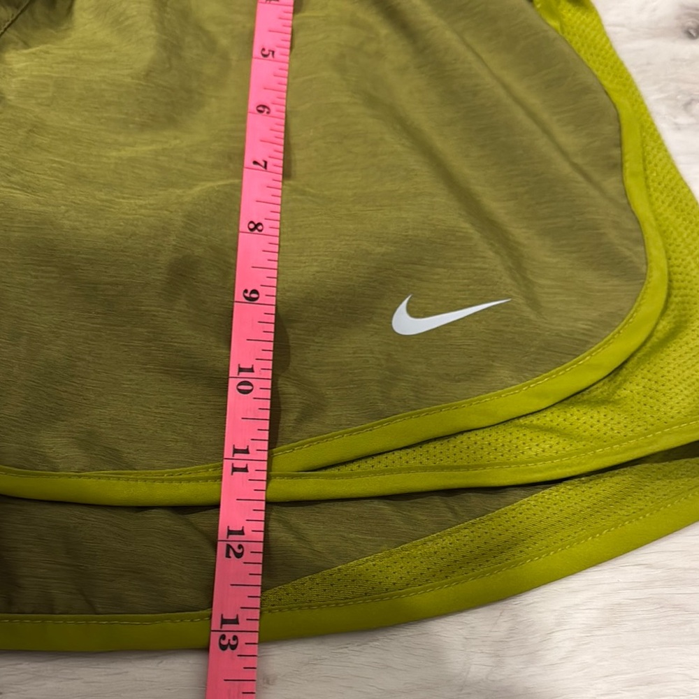 Nike NWOT Dri-Fit Olive Green Athletic Shorts with underwear attached - Picture 7 of 7